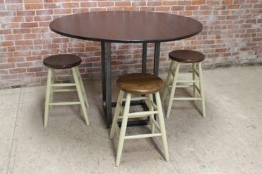 54-inch-round-pub-table-with-steel-base5