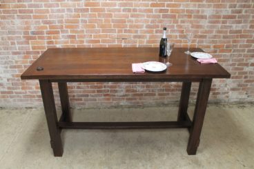 Bar-Height-table-with-Tahoe-Trestle05